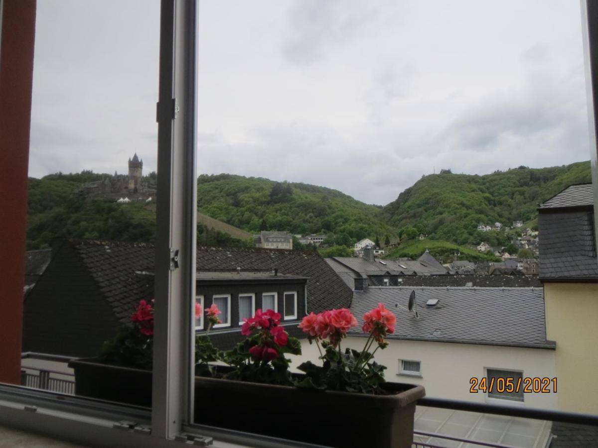 Hotel Und Gaestehaus Gute Quelle Cochem Luaran gambar