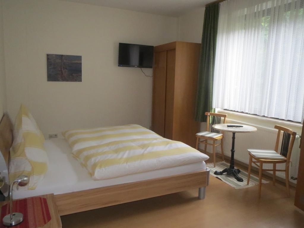 Hotel Und Gaestehaus Gute Quelle Cochem Bilik gambar