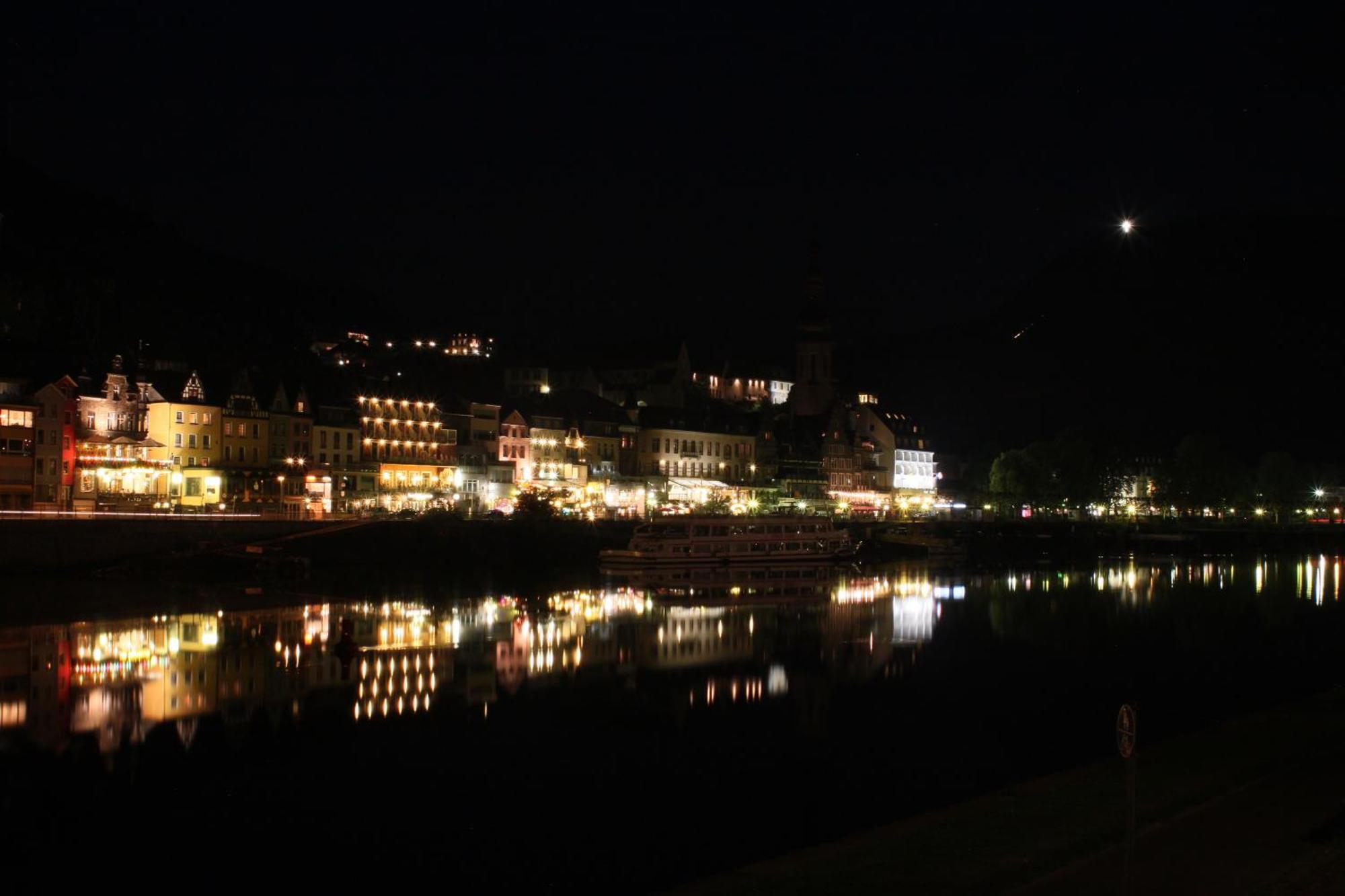 Hotel Und Gaestehaus Gute Quelle Cochem Luaran gambar