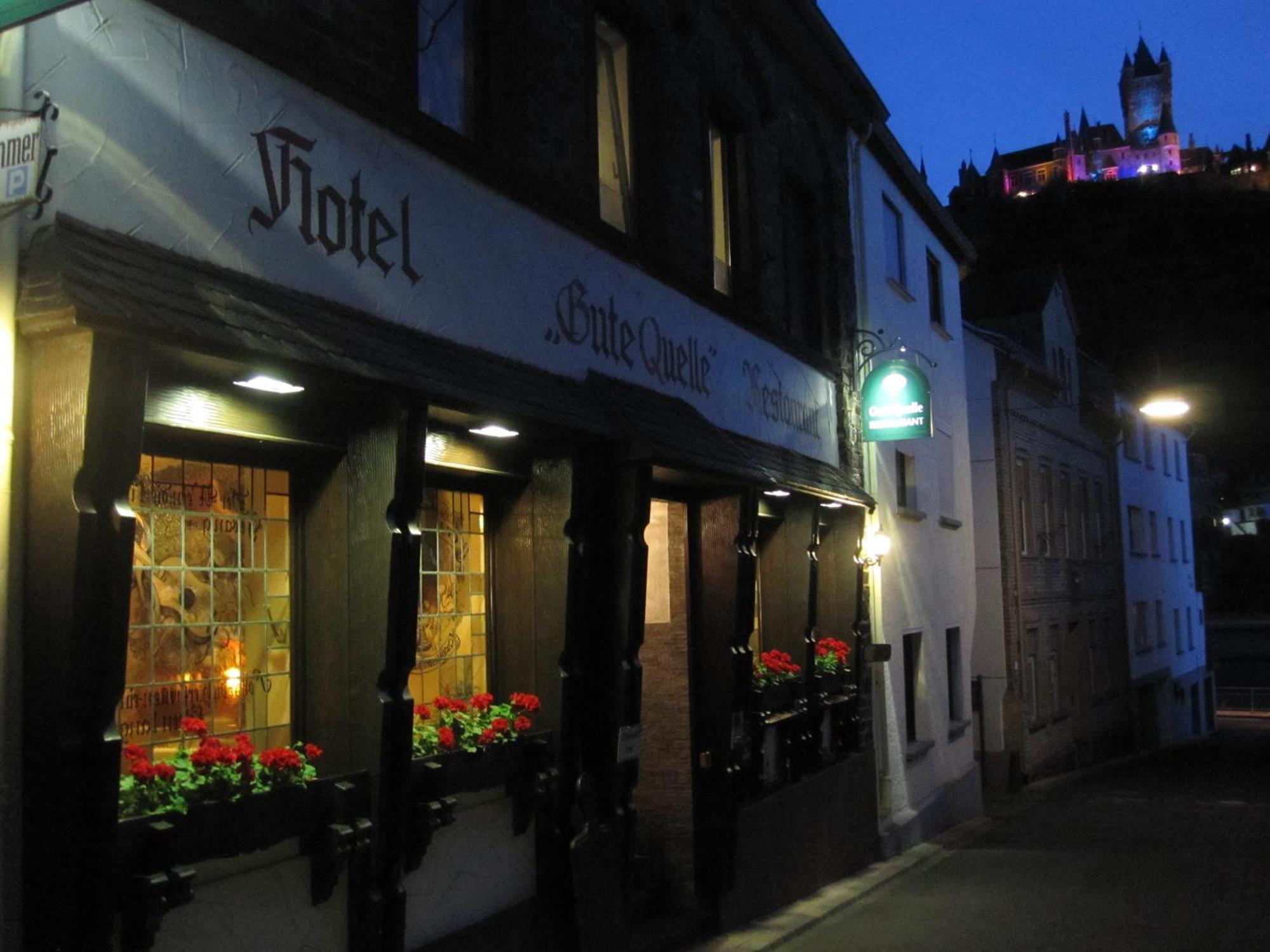 Hotel Und Gaestehaus Gute Quelle Cochem Luaran gambar